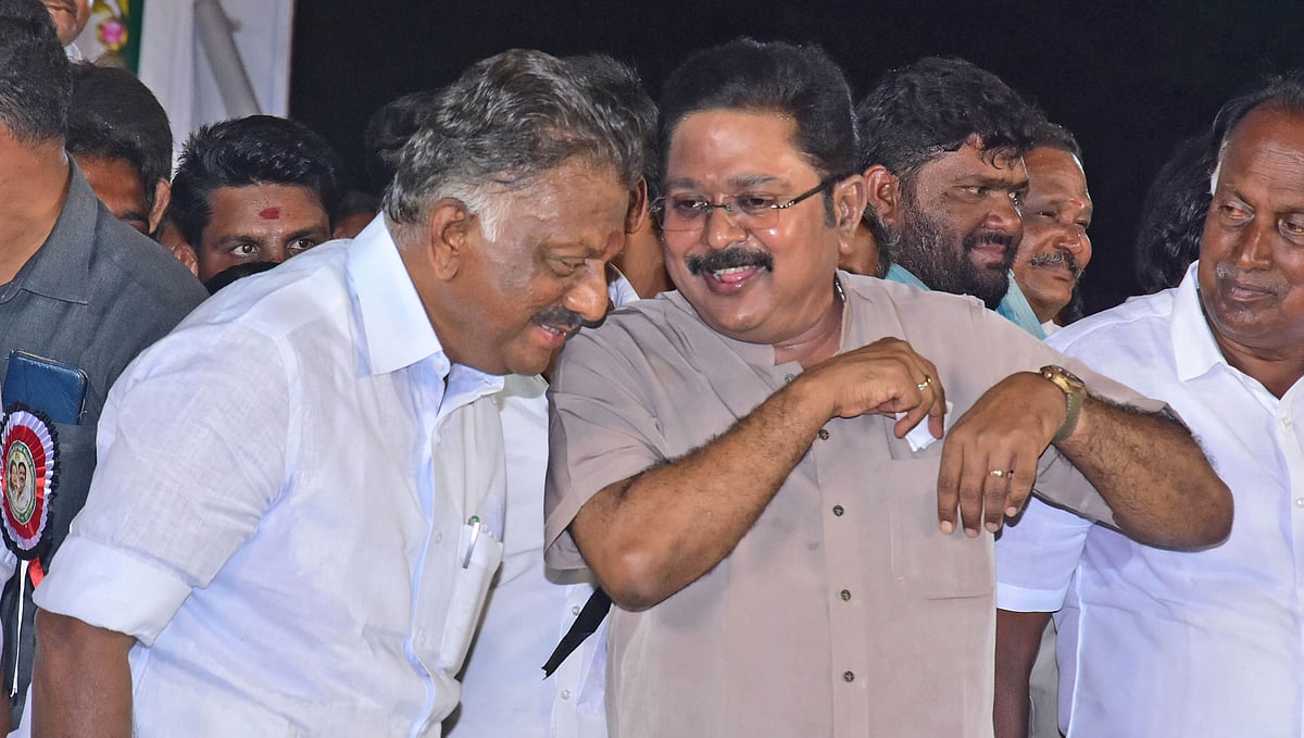 ஓ.பன்னீர்செல்வம், டி.டி.வி.தினகரன்