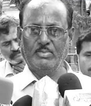 மறைந்த பாண்டியன் ஸ்டோர்ஸ்&rsquo; சித்ராவின் தந்தை தற்கொலை - அதிர்ச்சி