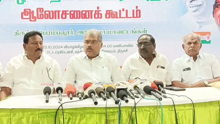 அண்ணா பல்கலை., விவகாரம்: `மௌனமாக இருப்பது வெட்கக்கேடு.. - திமுக கூட்டணிக் கட்சிகளைச் சாடும் வாசன்
