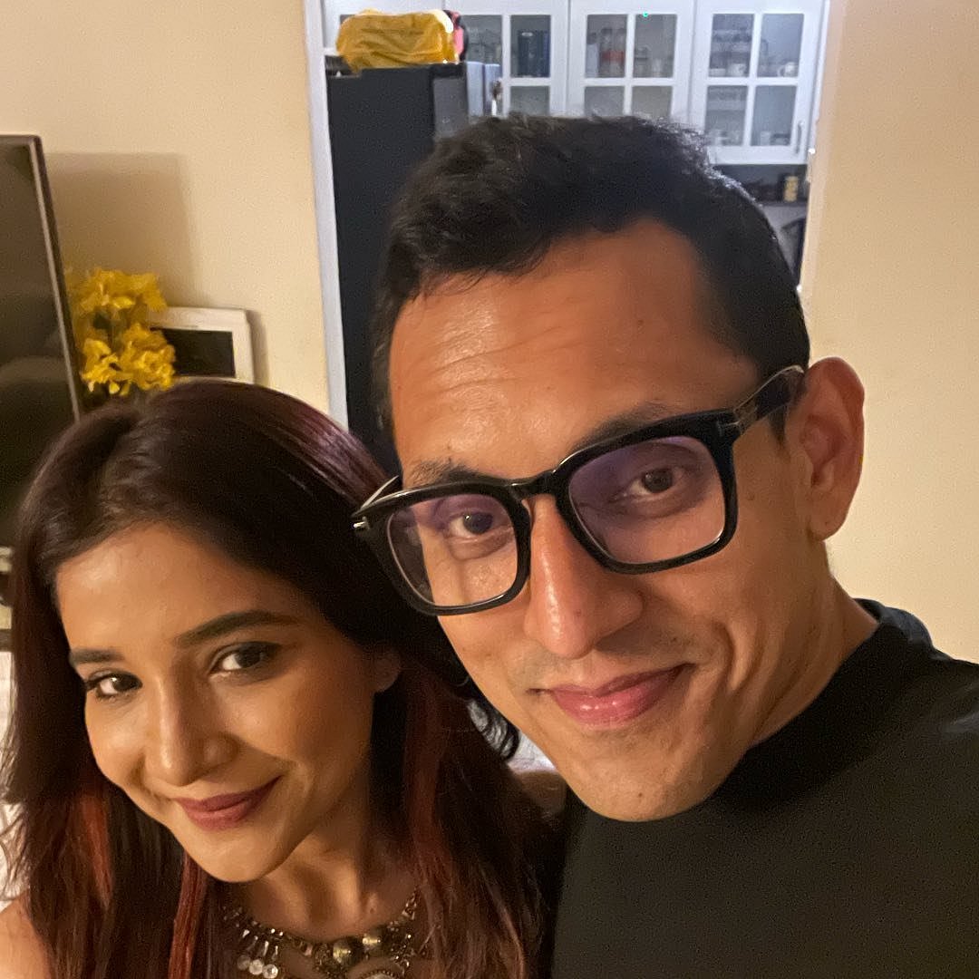 Sakshi Agarwal Wedding: சாக்‌ஷி அகர்வால் - நவ்னீத் திருமண புகைப்படங்கள் | Photo Album