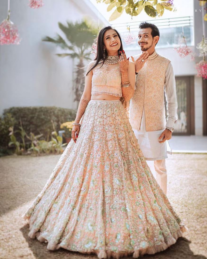 Yuzvendra Chahal: விவாகரத்து  பெறப்போகிறாரா?- மனைவியுடனான புகைப்படங்களை நீக்கிய சஹால்