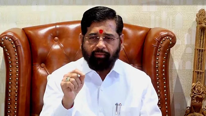 ``தாராவியில் வீடு பெற தகுதியில்லாத 1 லட்சம் மக்களுக்கு...” - ஏக்நாத் ஷிண்டே சொல்வதென்ன?