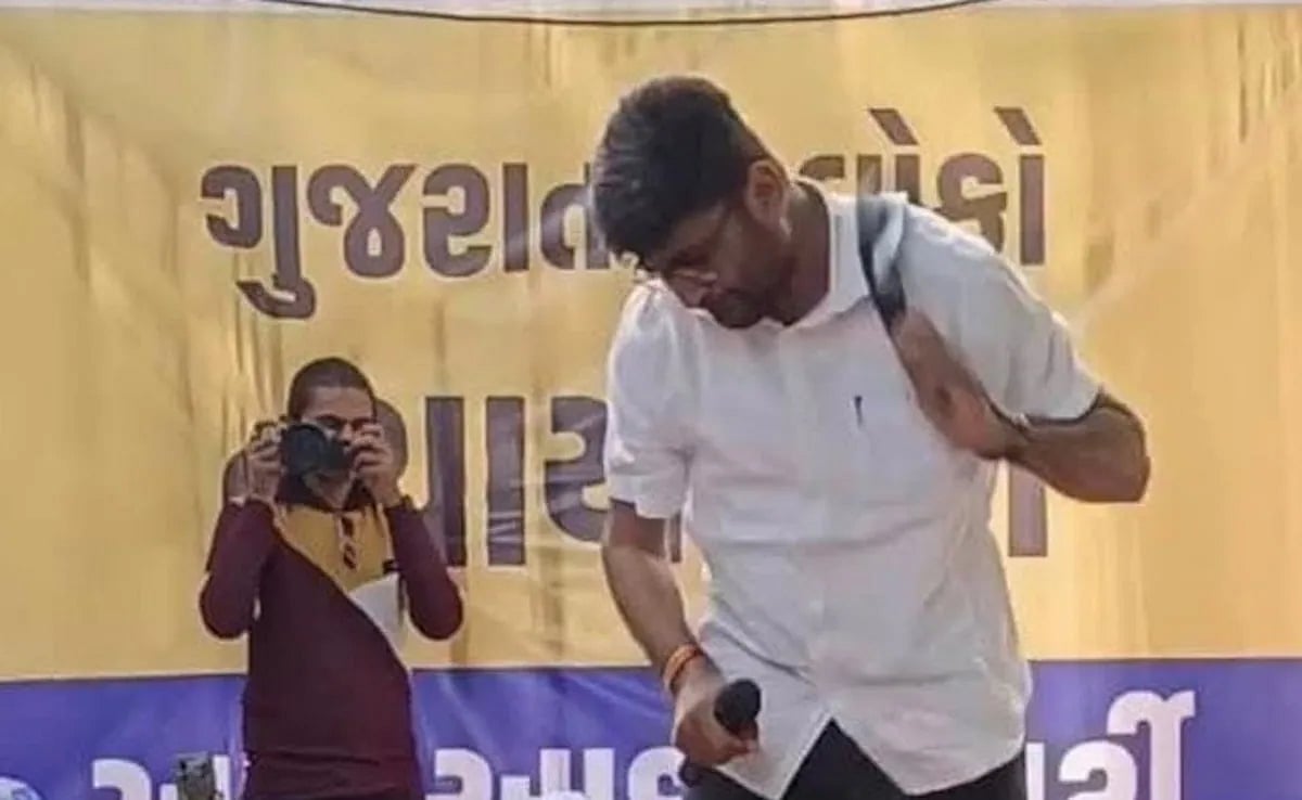 அண்ணாமலை பாணியில் ஆம் ஆத்மி... பெல்டால் தன்னைத்தானே அடித்துக்கொண்ட குஜராத் தலைவர்; காரணம் என்ன?
