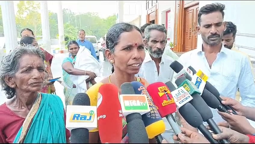 உயிரோடிருப்பவருக்கு இறப்புச் சான்று - முறைகேடான பத்திரப்பதிவால் வெளிச்சத்துக்கு வந்த மோசடி!