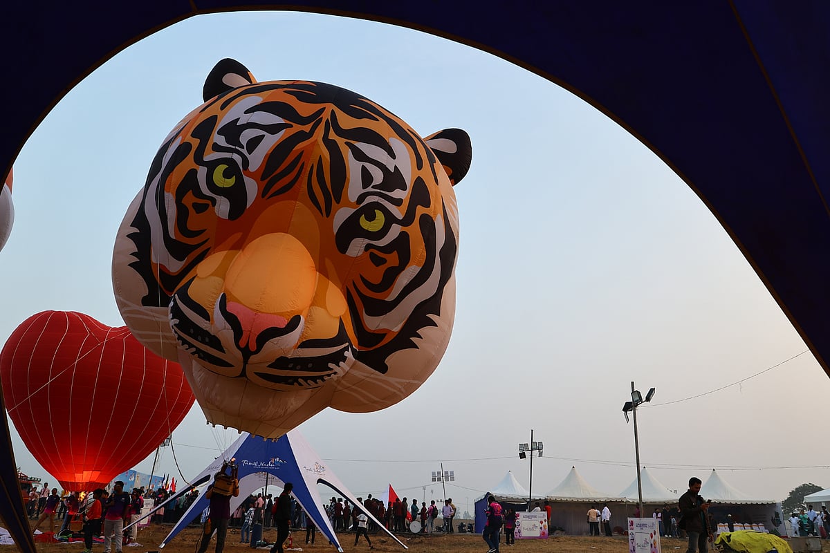 Balloons Festival: களைகட்டிய சர்வதேச பலூன் திருவிழா; வானில் பறக்கும் ராட்சத பலூன்கள்.. | Photo Album