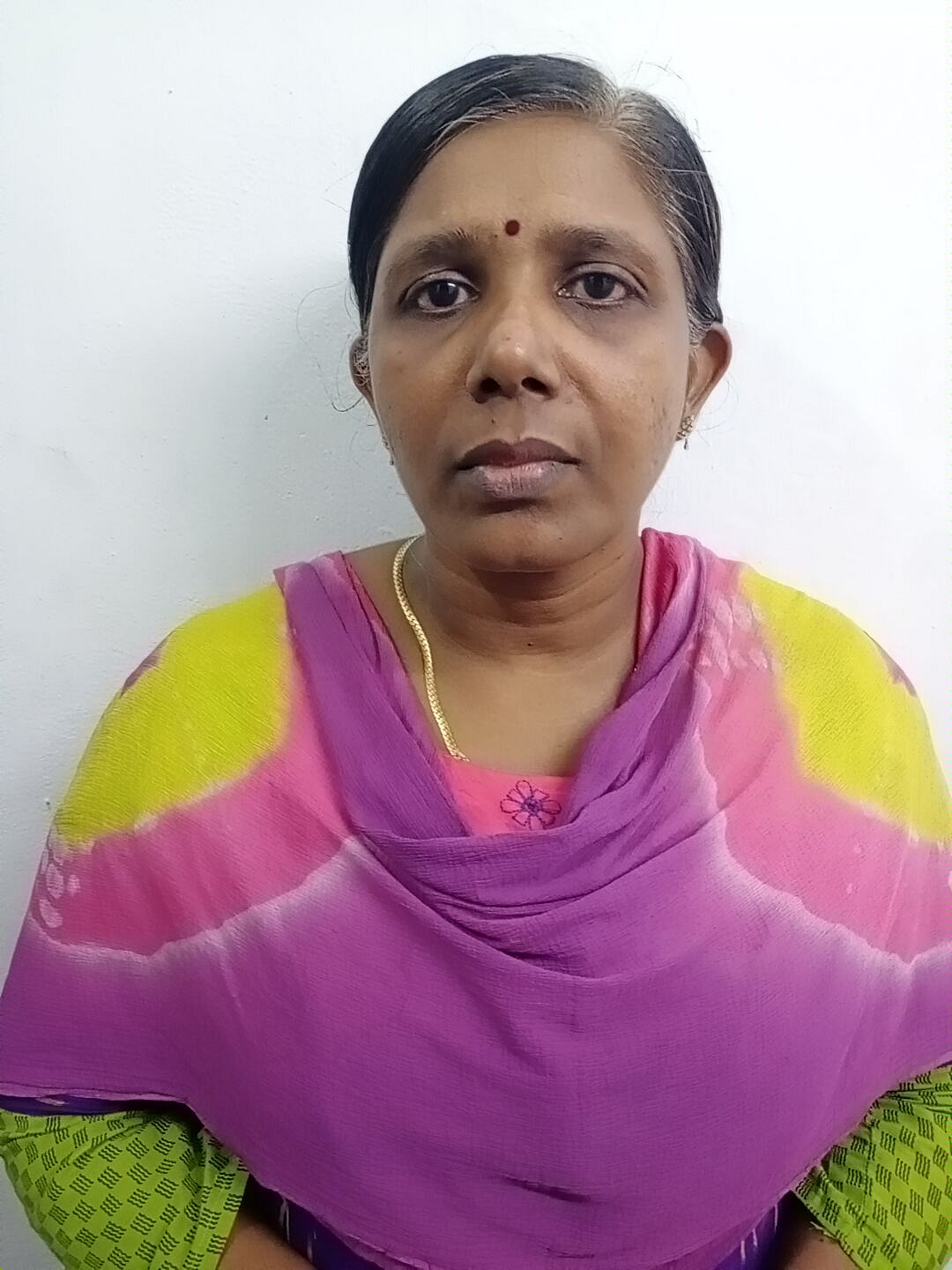 ``கணவருடன் சேர்ந்து வாழ பரிகாரம் -நடக்காததால் ஜோதிடர் கொலை... பெண்ணுடன் முகநூல் நண்பர் கைது!