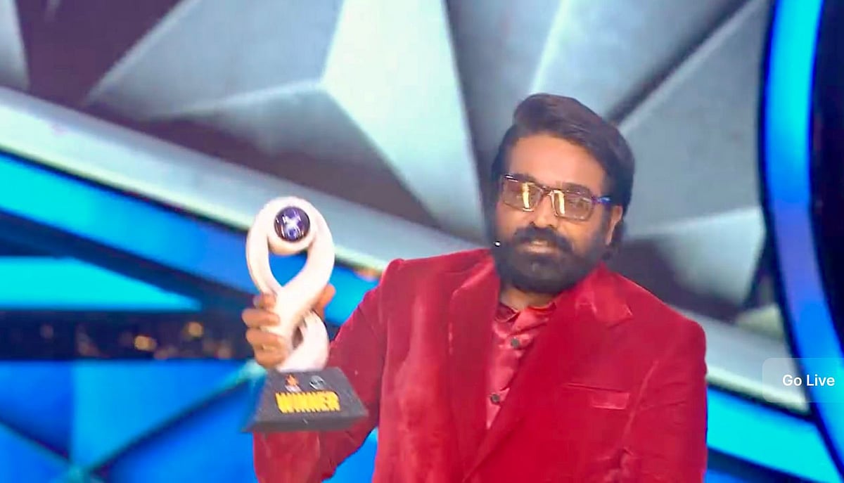 Bigg Boss 8 Grand Finale: ``முத்து கொடுத்த அட்வைஸ்; மன நிறைவுடன் வெளியேறுகிறேன் எவிக்ட்டான ரயான்