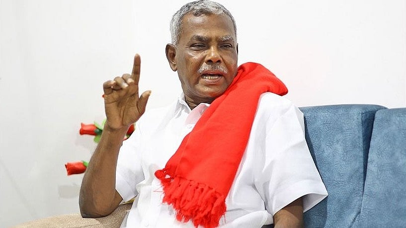 கரூர்: `தனது அதிகாரத்தைப் பயன்படுத்தி இந்த வேலைவாய்ப்பை வழங்குகிறதா தவெக அரசு?- சிபிஎம் சண்முகம்