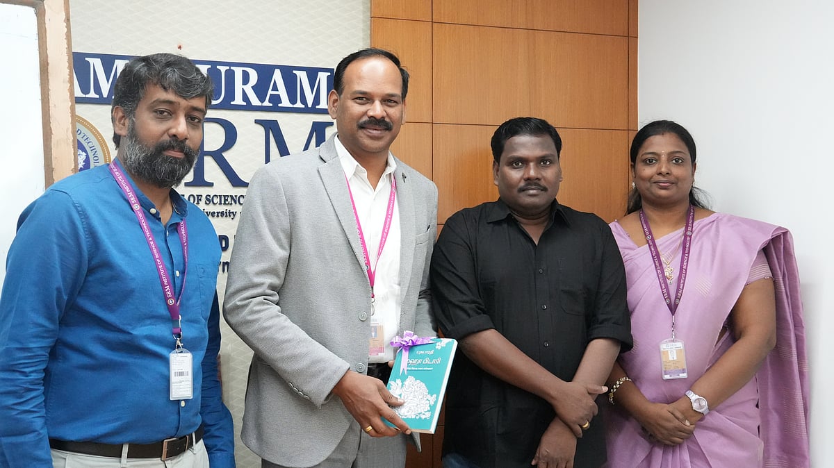 Yuga Bharathi : குடல்கறி சாப்பிட்டுக்கொண்டே காதலிக்கும்..! - மஹா பிடாரி நூல் வெளியீட்டு விழா