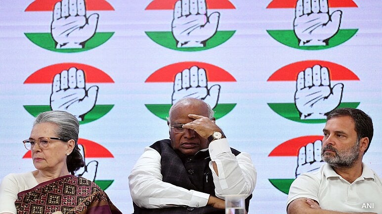 Congress: ``கட்சிக்காக வேலை செய்யாதவர்கள் விலகிவிடுங்கள் - கார்கேவின் காட்டம் வேலை செய்யுமா?