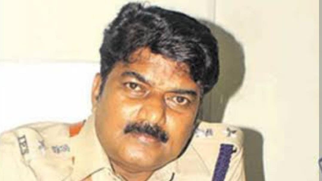 சென்னை: பெண் காவலருக்கு பாலியல் தொல்லை? - போக்குவரத்து இணை கமிஷனர் ...