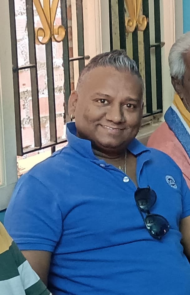 இத்தாலிக்குத் தத்து போனவர் 38 ஆண்டுகளுக்குப் பிறகு ஊர் திரும்பிய கதை... தேனியில் நெகிழ்ச்சி சம்பவம்!