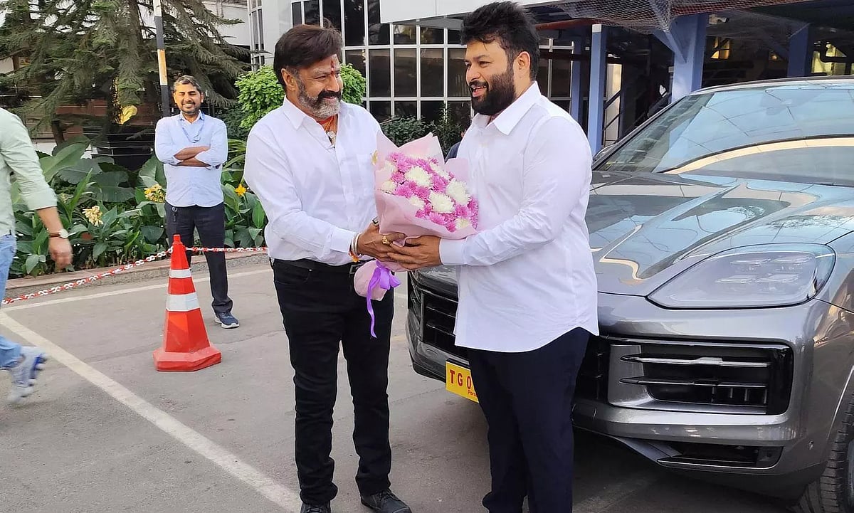 Porsche: தமனுக்கு பாலகிருஷ்ணா கொடுத்த 2 கோடி ரூபாய் கார்; இவ்வளவு ஸ்பெஷல் இருக்கா?