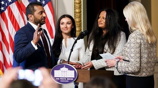 FBI-ன் இயக்குநர்; இந்திய வம்சாவளி; பகவத் கீதை வைத்து பதவிப் பிரமாணம் - யார் இந்த Kash Patel?