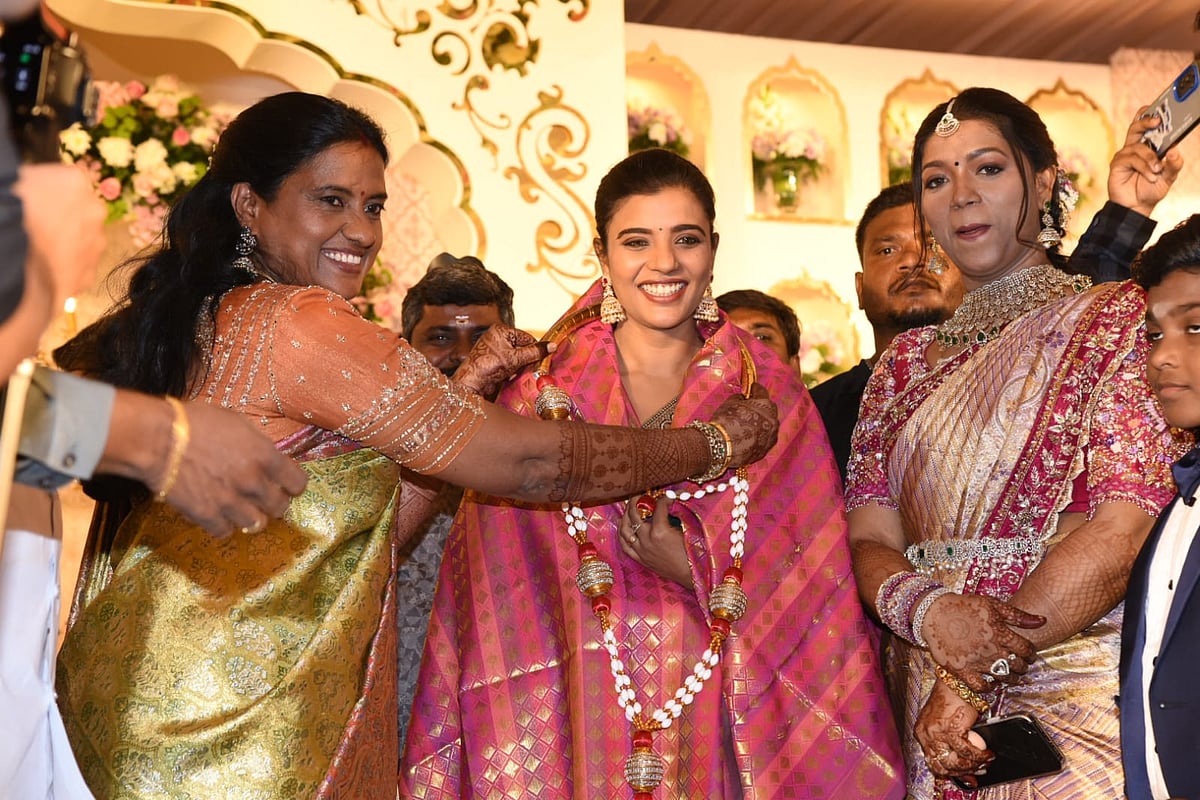 `சந்தானம் முதல் சசிகுமார் வரை - ஜி.கே.மணி இல்லத் திருமண விழா | Photo Album