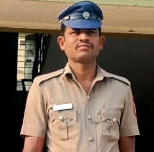 `டிரஸ் போட மாட்டேன்’ - போலீஸ்காரரின் நிர்வாண அட்டூழியம்... வேலூரில் நடந்தது என்ன?