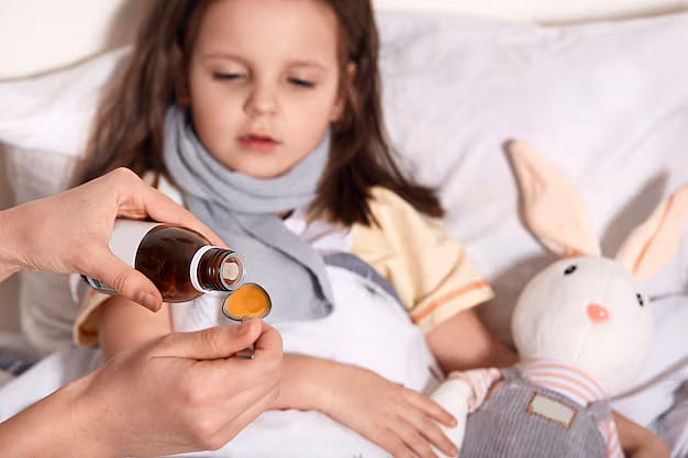 Paracetamol: குழந்தைகளுக்கான மருந்தில் கூடுதல் ஆல்கஹாலா? - பொது சுகாதாரத்துறை சொல்லும் விளக்கம்!