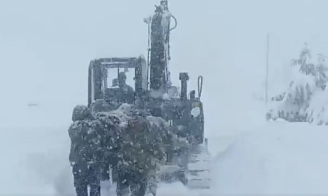 Uttarakhand Avalanche: கடும் பனிச்சரிவில் சிக்கிய 22 பேரின் நிலை என்ன..? தொடரும் மீட்புப்பணி!