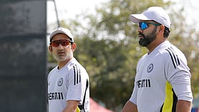 Rohit Sharma: ``நாங்கள் எண்களை பார்பதில்லை" - ரோஹித் விமர்சகர்களுக்கு கம்பீர் பதிலடி!