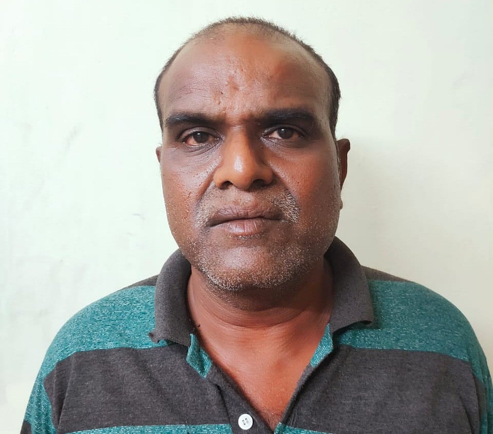 தேனி: ஆட்சியரிடம் மனு கொடுக்க வந்த பெண்ணை ஏமாற்றி, டூவிலரை அடகு வைத்த நபர் கைது.. என்ன நடந்தது?