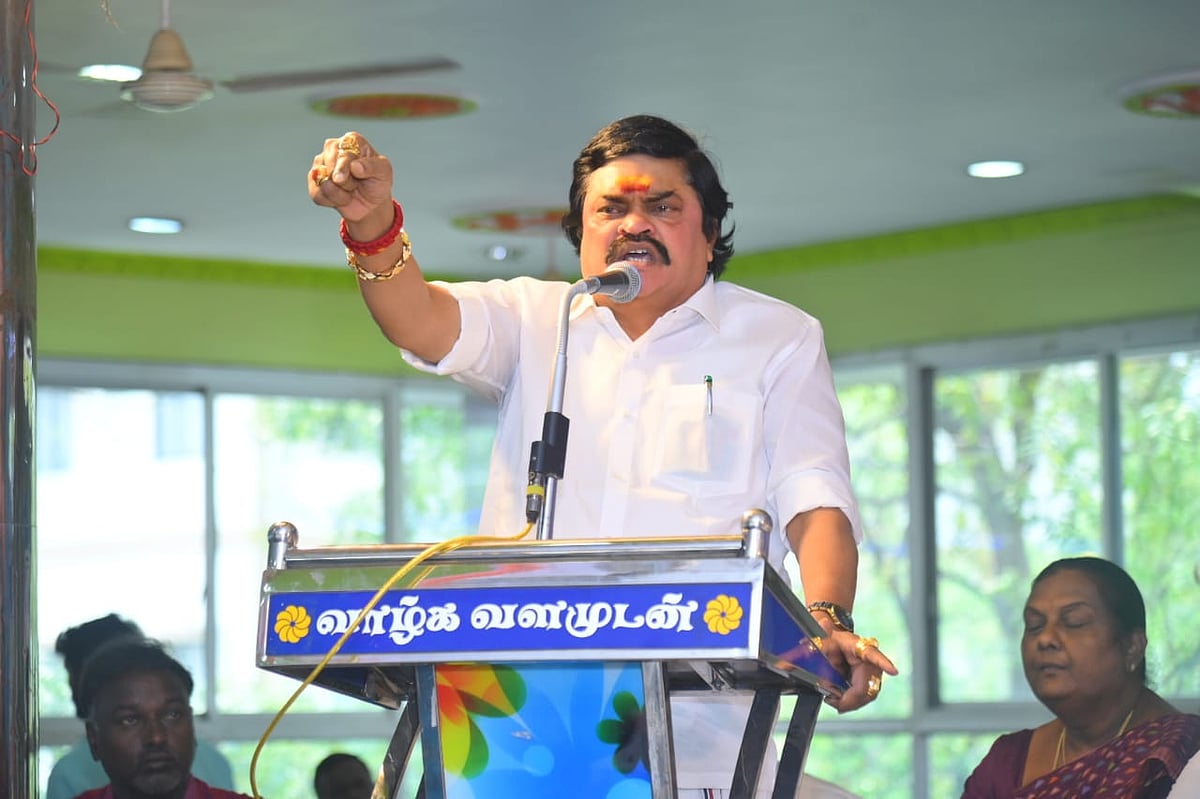 நான் கிறுக்கன் கிடையாது; உன்னைத் தொலைத்து விடுவேன் - யாரைக் கண்டிக்கிறார் ராஜேந்திர பாலாஜி?