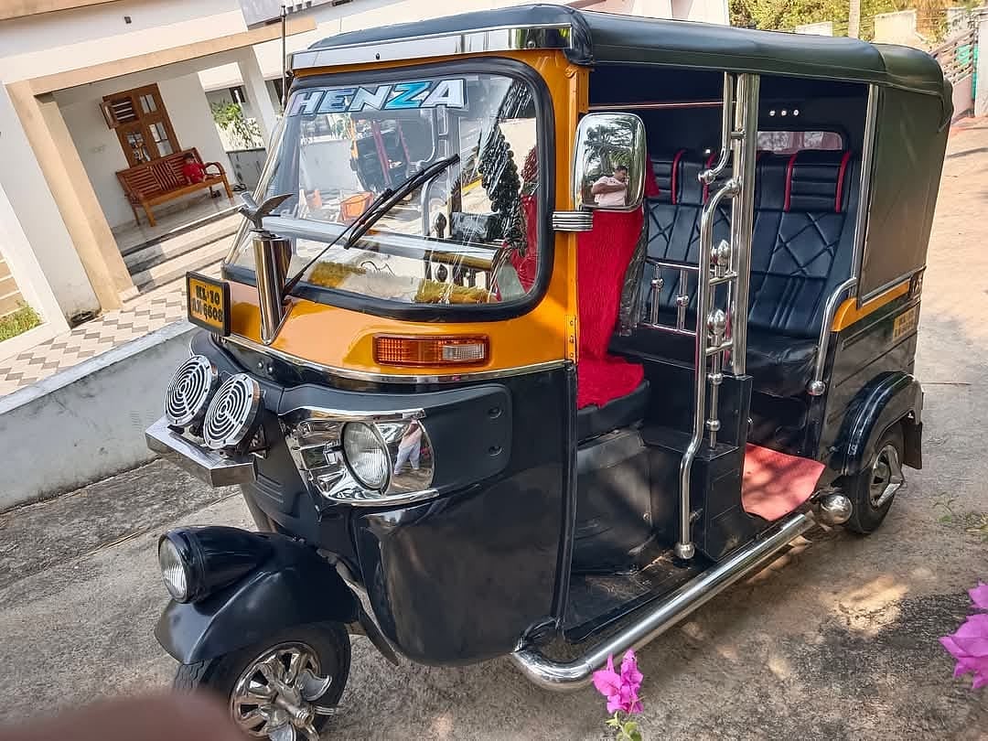 Kerala: பயணிகளை ஏற்றிச்சென்றதாக ஆட்டோ டிரைவர் அடித்து கொலை? தனியார் பஸ் ஊழியர்கள் மூவரிடம் விசாரணை