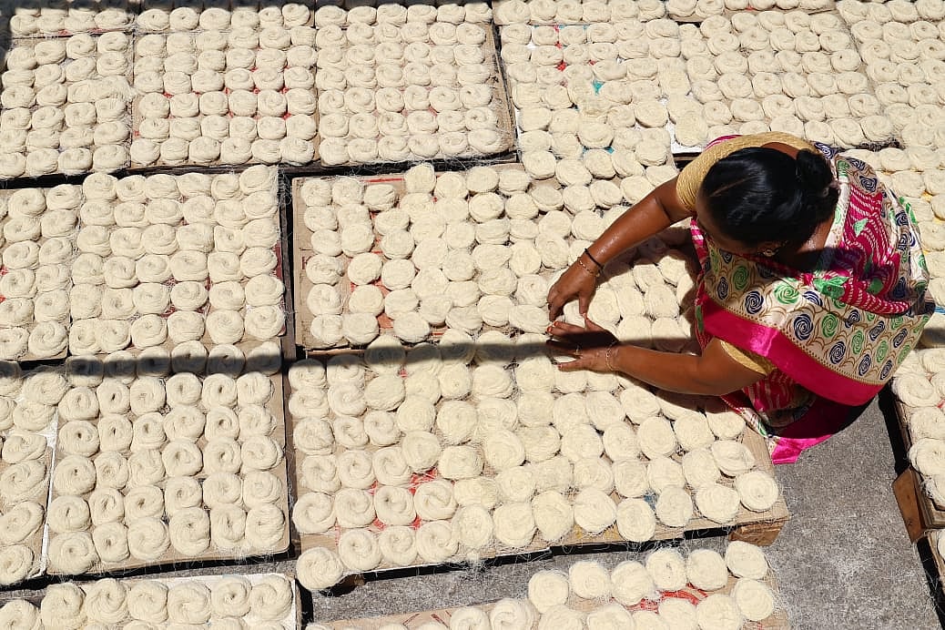 Ramzan Sweet: சுவைமிகு `ஷீர் குர்மா -  
பலரின் பேவரைட்; தயாராகும் புகைப்படங்கள் | Photo Album