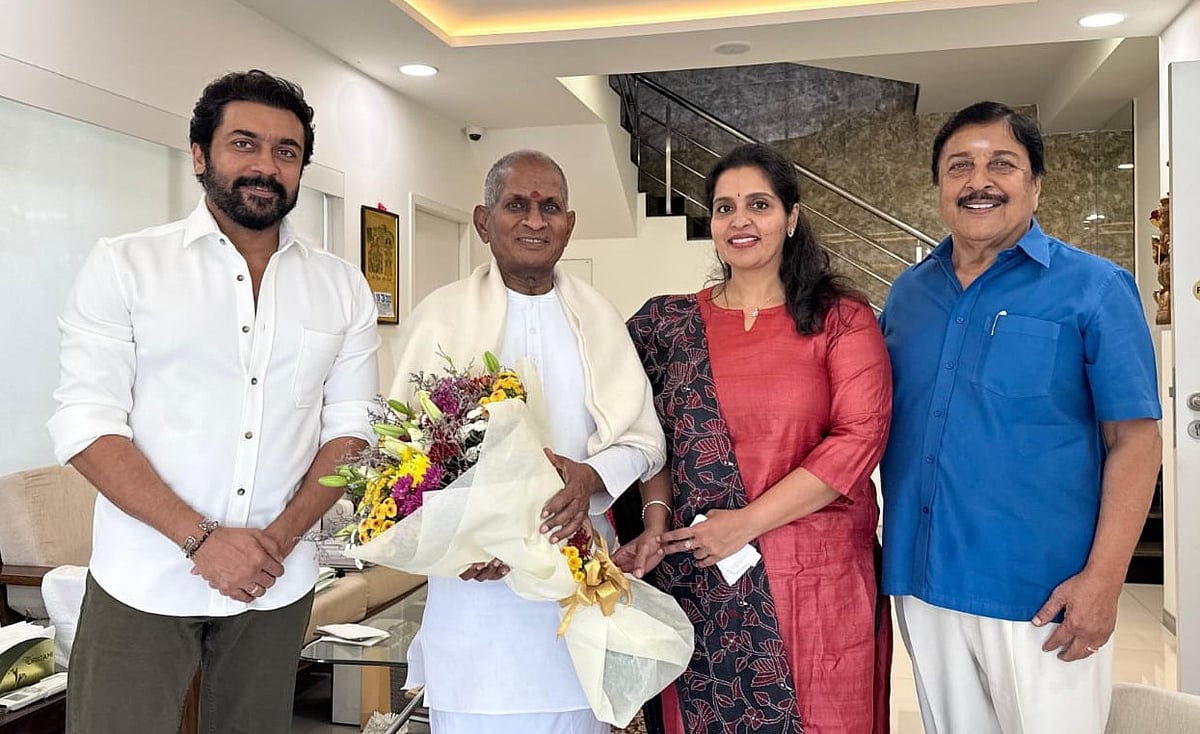 இளையராஜாவை சந்தித்த நடிகர் சிவகுமார்; சூர்யா; தங்கச் சங்கிலியுடன் வாழ்த்து