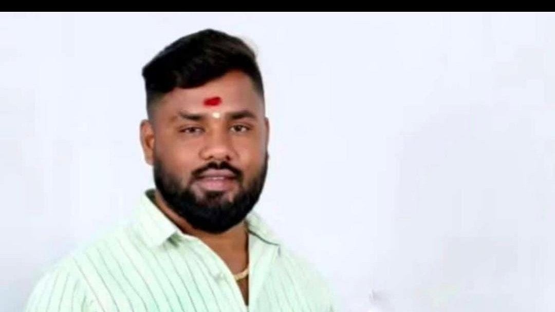 நண்பர்களுக்குள் வாய் தகராறு; ரௌடியை கத்தியால் குத்திக் கொன்ற இளைஞர் - கரூர் அதிர்ச்சி