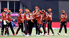 SRH vs RR: `எந்த பாலையும் சாமிக்கு விடல'-கெத்து காட்டிய ஹைதராபாத்; போராடிய ராஜஸ்தான் பேட்டர்கள்