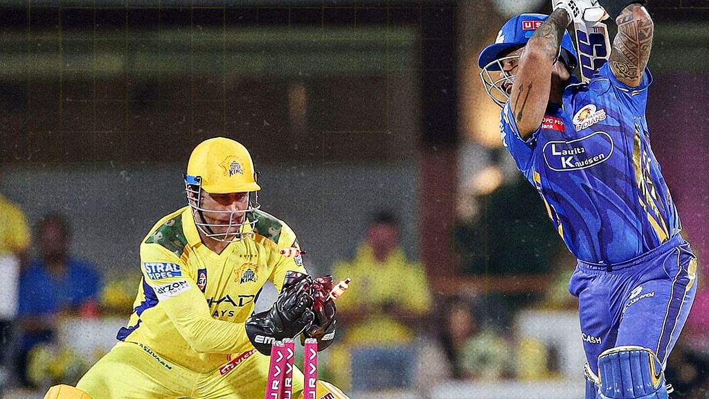 Dhoni - csk vs mi