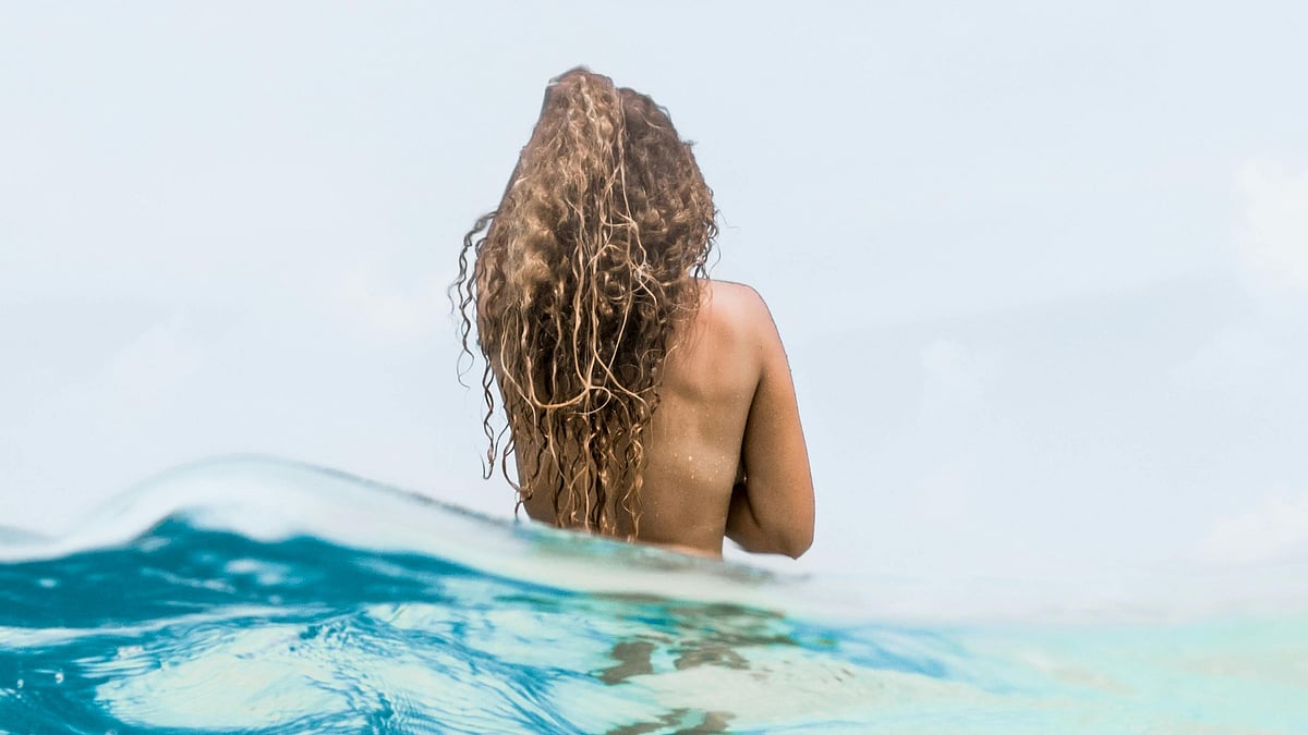 Nudist: இந்த கடற்கரைகளுக்கு ஆடை அணிந்துவரத் தடை - ஜெர்மனி போட்ட புதிய விதி என்ன தெரியுமா?