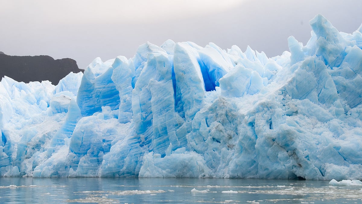 Greenland: தொடர்ந்து 28 ஆண்டுகளாக உருகும் பனிப்பாறைகள் - என்னவாகும்  கிரீன்லாந்து?