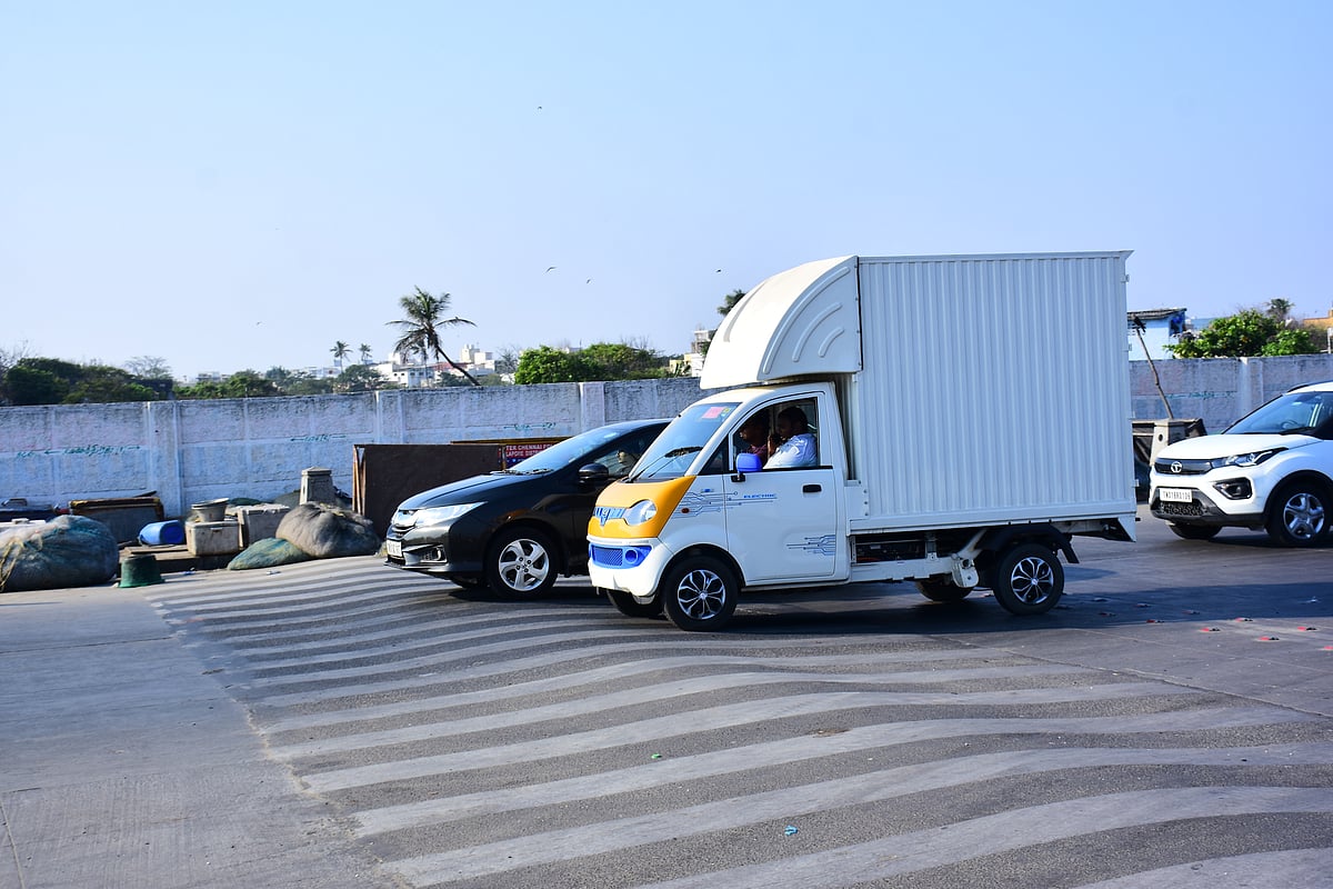 Mahindra Zeo EV: வணிகர்களுக்குக் கைகொடுக்கும் மஹிந்திரா ஜியோ ev - என்ன ஸ்பெஷல்?