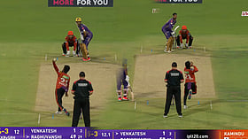 Kamindu Mendis : வலதுகை, இடதுகை இரண்டிலும் பந்துவீச்சு - கலக்கிய கமிந்து மெண்டீஸ்