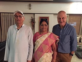 Dhoni : 'சேப்பாக்கத்தில் முதல் முறையாக தோனியின் பெற்றோர்!' - முக்கிய முடிவை அறிவிக்கிறாரா தோனி?