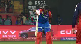 RCB vs DC: `இது என் ஊரு, என் இடம்' - GBU மாமே சொன்ன ராகுல்; RCB யின் வெற்றியைப் பறித்த 3 பேர்