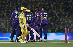 CSK : 'தோனியே வந்தாலும் அதே கதைதான்!' - திக்குமுக்காடும் சிஎஸ்கே