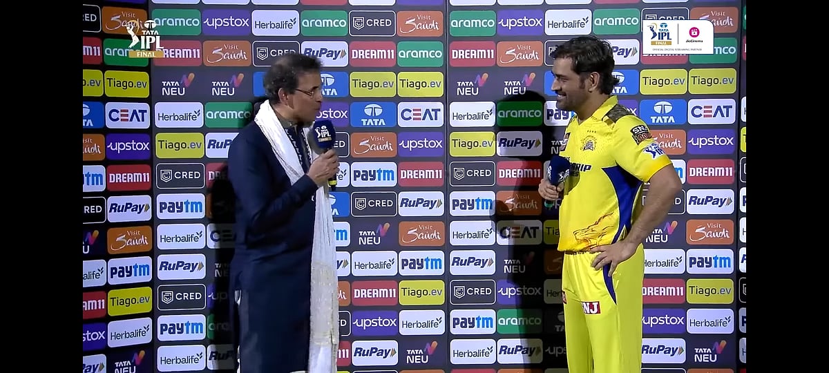 Harsh a Bhogle - Dhoni