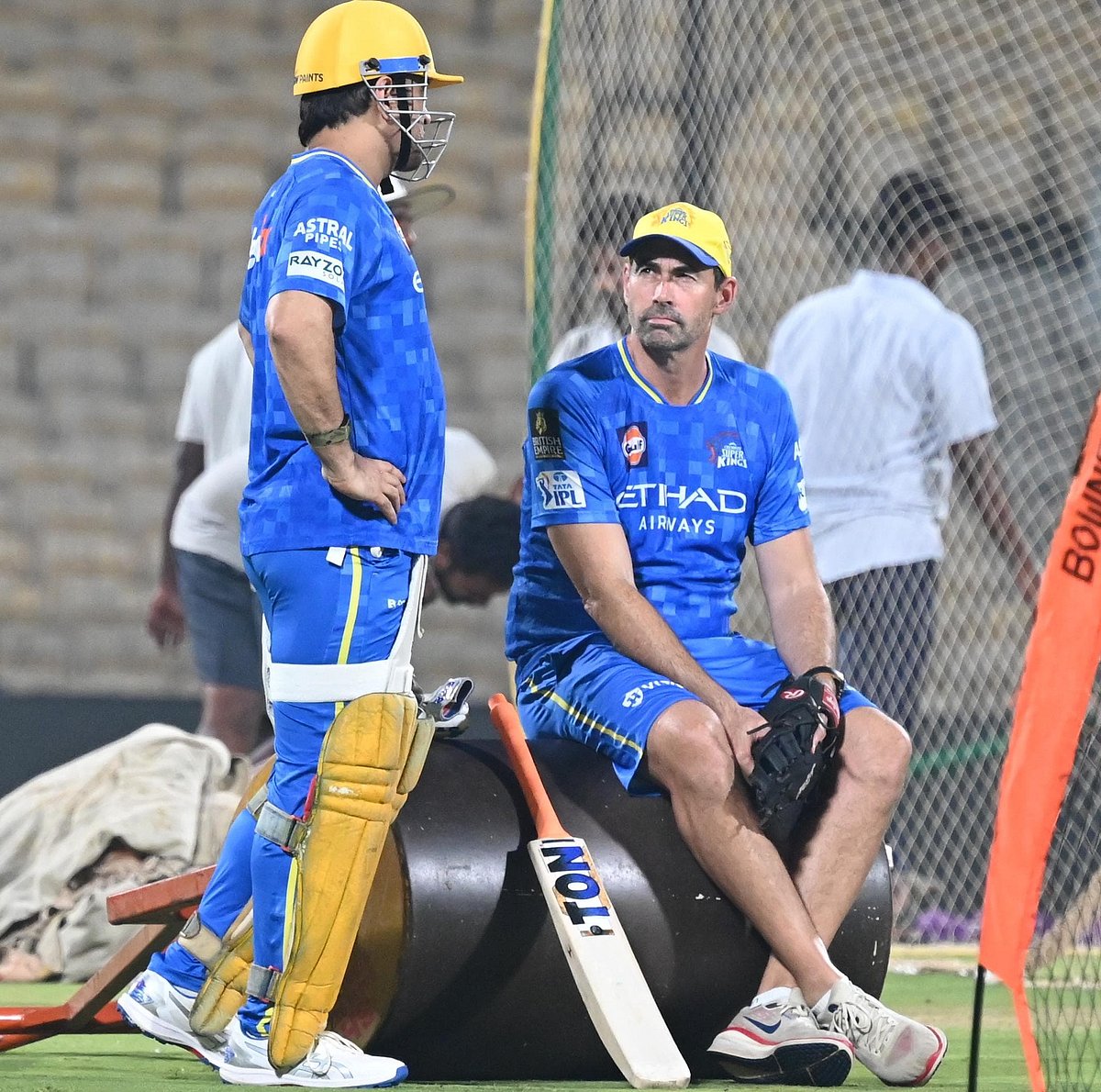 தோனி  - பிளெமிங்