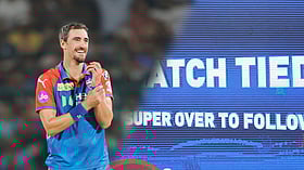 Mitchell Starc : ஸ்டார்க் தீயாய் பாய்ச்சிய யார்க்கர்கள்; சூப்பர் ஓவரில் போட்டியை இழந்த ராஜஸ்தான்