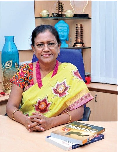 Doctor Vikatan: 30 வயதில் திடீரென ஏற்பட்ட ஞாபக மறதி; சாதாரண பாதிப்பா, பிரச்னையின் அறிகுறியா?