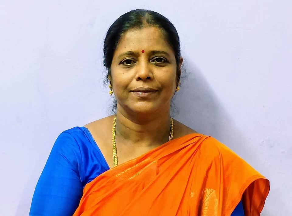 Doctor-Vikatan:-கோடையில்-படுத்தும்-கிட்னி-ஸ்டோன்ஸ்...-வாழைத்தண்டு-ஜூஸ்தான் சரியான-தீர்வா?