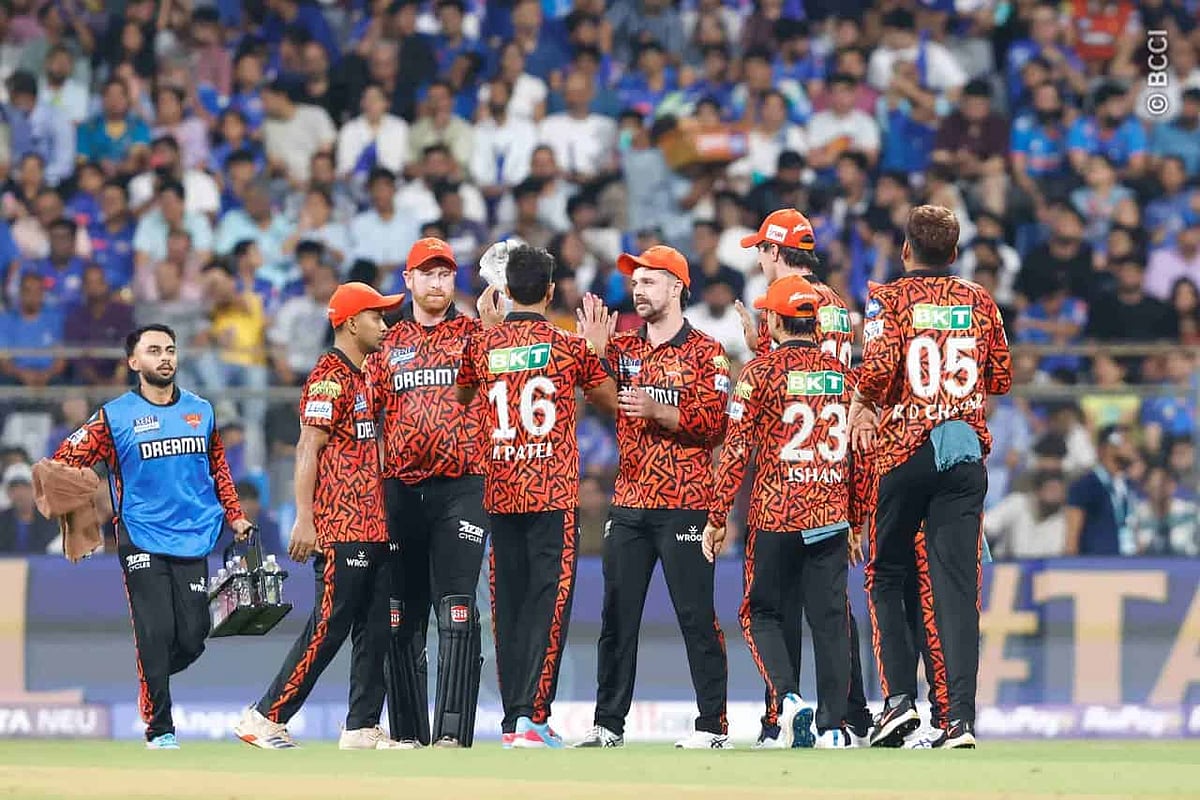 MI vs SRH : ஸ்டம்புக்கு முன்னே கையை விட்ட கீப்பர் க்ளாசென் - வினோத `No Ball கொடுத்த நடுவர்