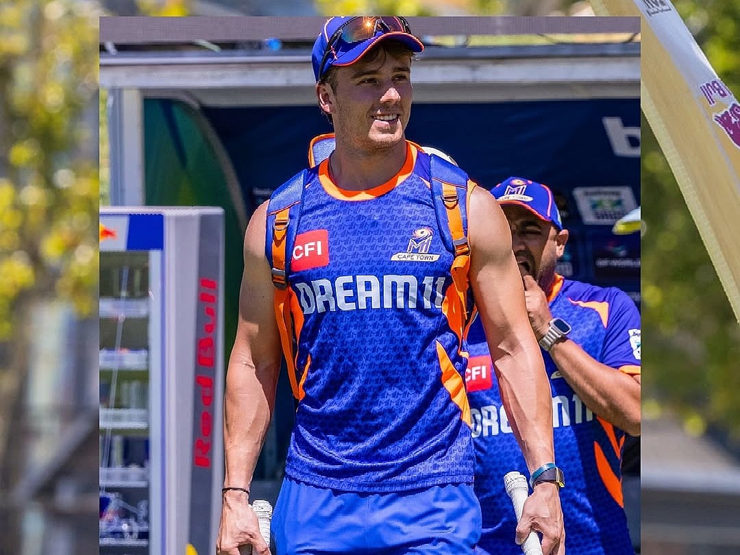 CSK : சிக்சர் அடிப்பதற்காக சிஎஸ்கே அழைத்து வரும் Ex மும்பை வீரர்! - பின்னணி என்ன?