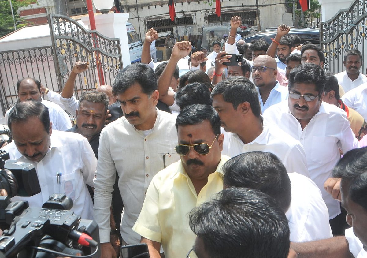 மதிமுக: மல்லை சத்யா மட்டும் தலைவர் வைகோவுக்கு சேனாதிபதி இல்லை - வெடிக்கும் துரை வைகோ