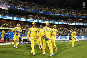 MI vs CSK : தோனியின் 3 தவறான முடிவுகள்; தோல்வியடைந்த CSK - ஓர் அலசல்