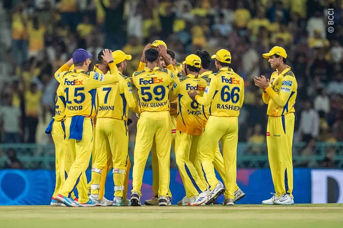 MI vs CSK : 17 வயசு பையனை லெவன்ல எடுத்திருக்கோம்! - தோனி கொடுத்த அப்டேட்