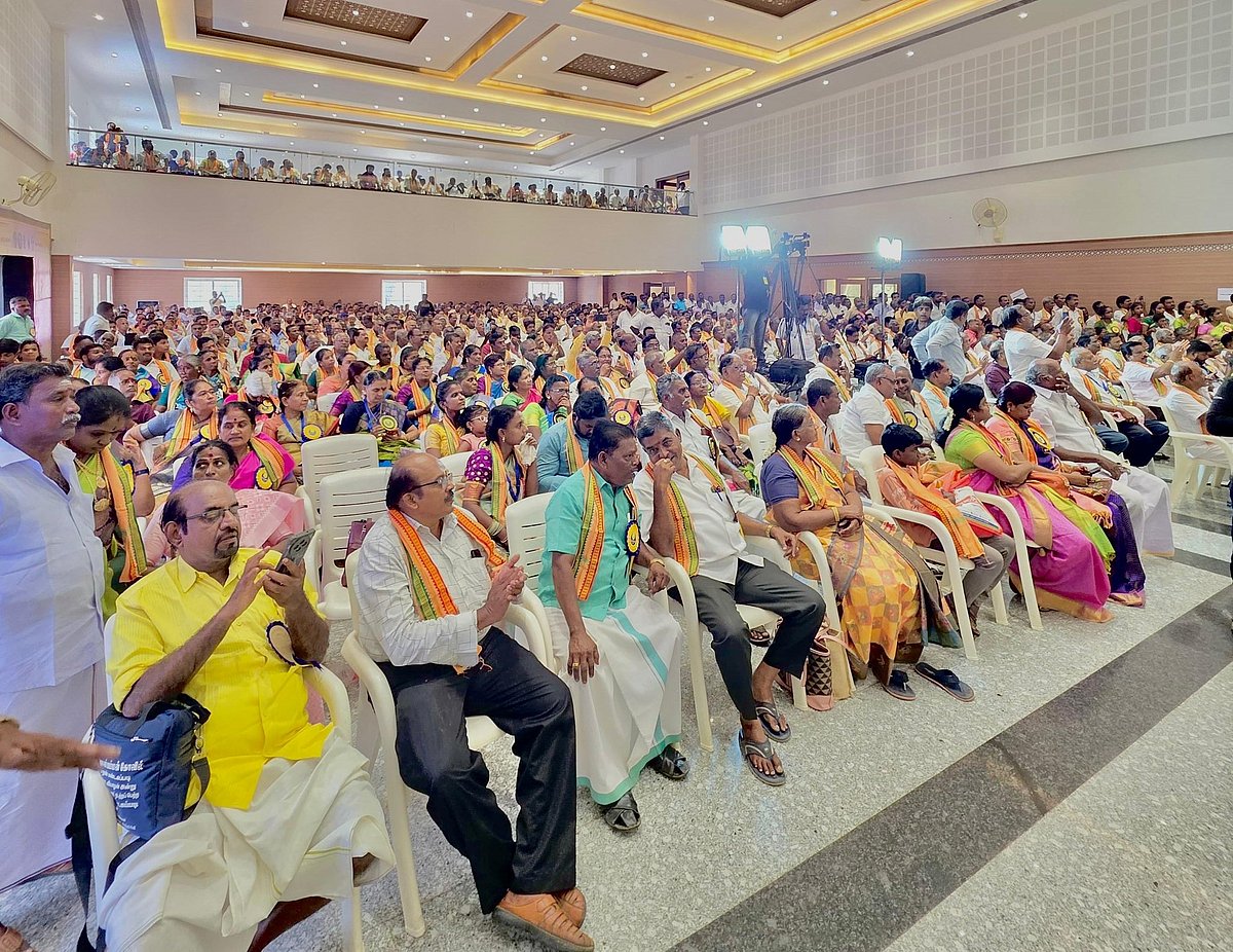 புதுக்கோட்டை நிகழ்ச்சியில், வினோஜ் செல்வம்