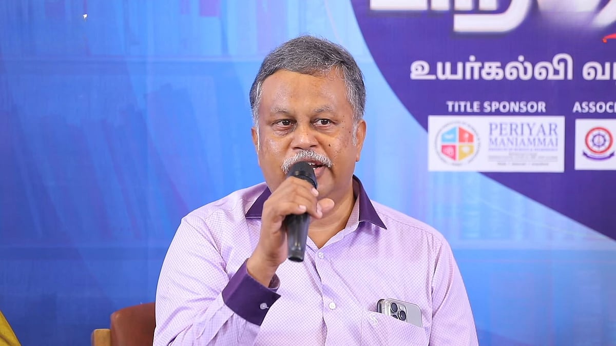 CBSE: பிளஸ் டூ தேர்வில் திடீர் மாற்றங்கள்: கம்ப்யூட்டர் மூலம் `ஆன்-ஸ்கிரீன் மார்க்கிங் - இது சரியா?